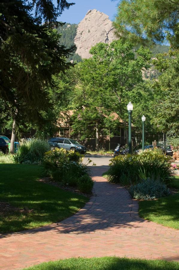Colorado Chautauqua Cottages Боулдер Экстерьер фото